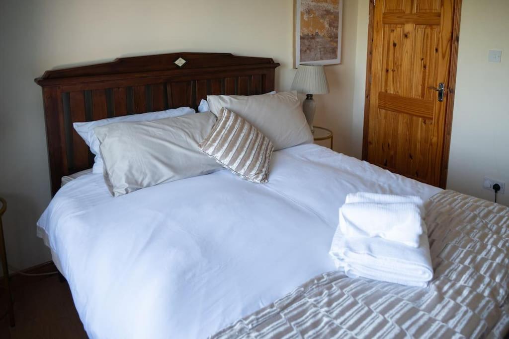 The Scotch Rock Villa Castlewellan Bagian luar foto